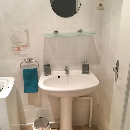 Holiday home Agreable Maison Au Coeur Du Village