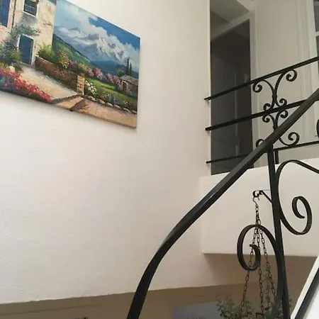 Holiday home Agreable Maison Au Coeur Du Village Argeles-sur-Mer