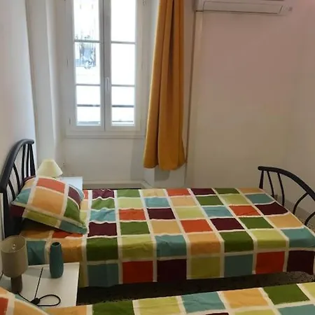 Holiday home Agreable Maison Au Coeur Du Village *